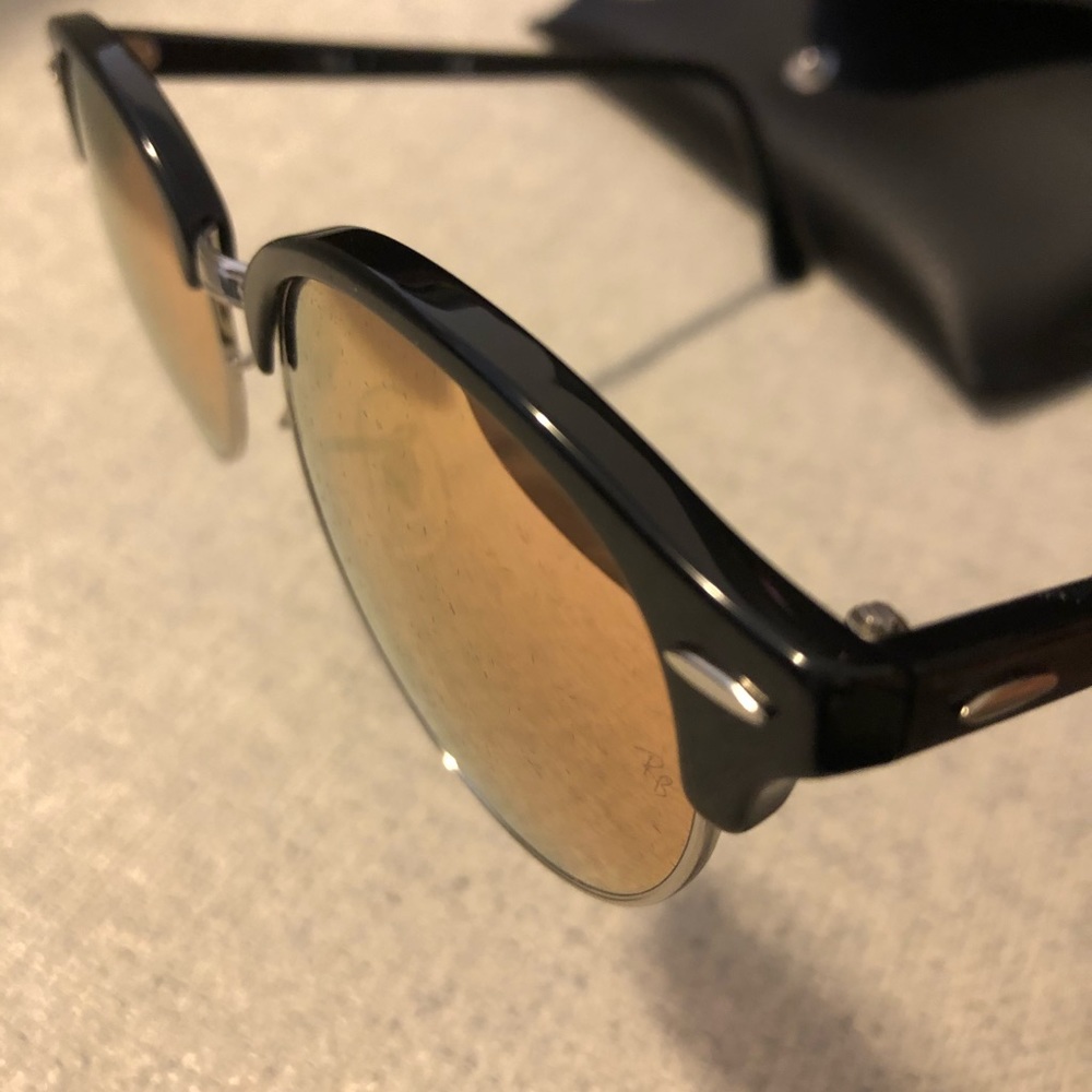 Ray Ban Sunglasses - Clubround Classic - Picture 2 of 2